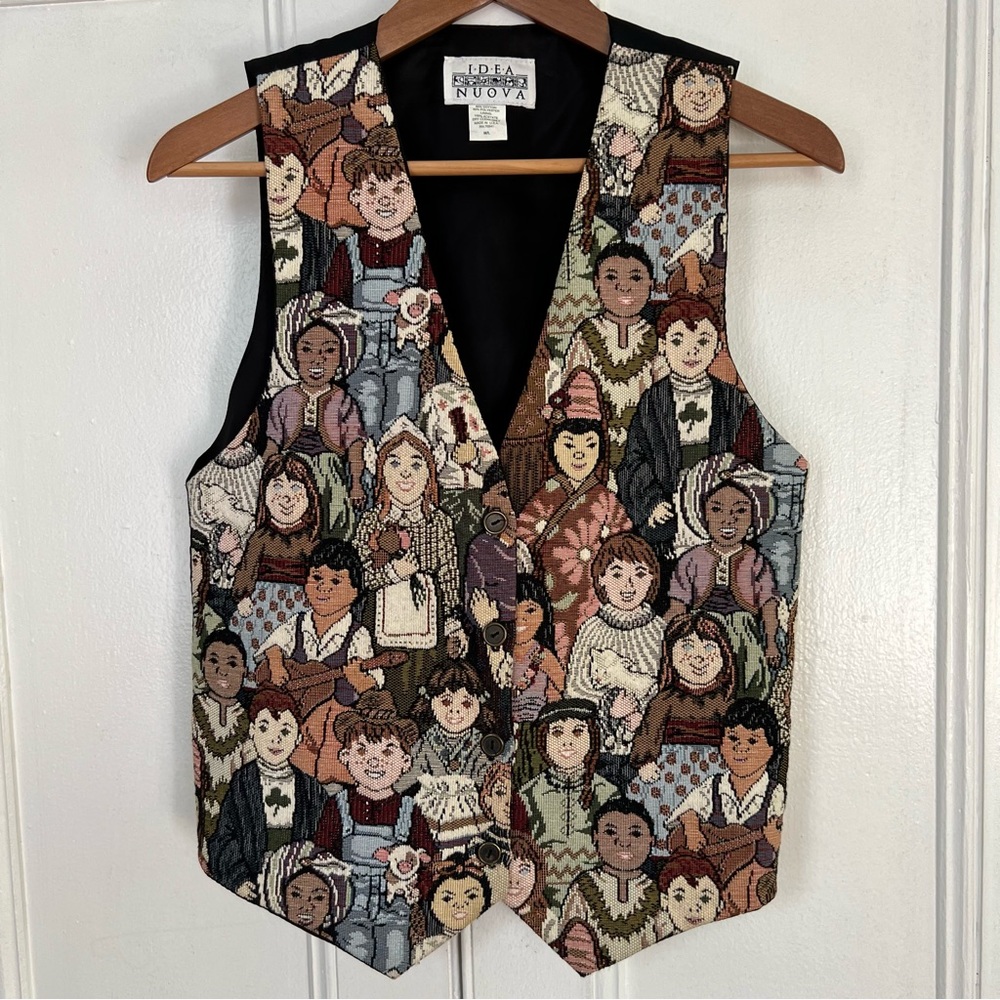 VINTAGE Idea NUOVA button down vest with Children of the World